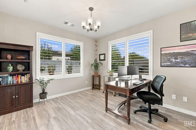 11632 Shady Valley Place, Bakersfield, CA 93311
