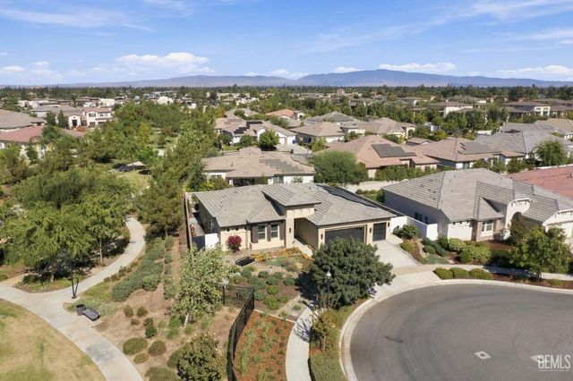 11632 Shady Valley Place, Bakersfield, CA 93311
