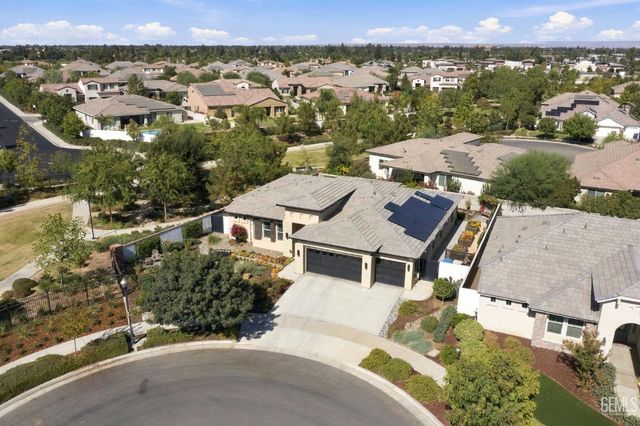 11632 Shady Valley Place, Bakersfield, CA 93311