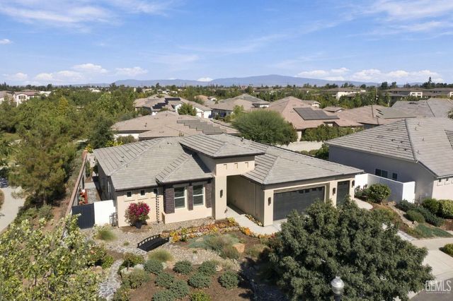 11632 Shady Valley Place, Bakersfield, CA 93311