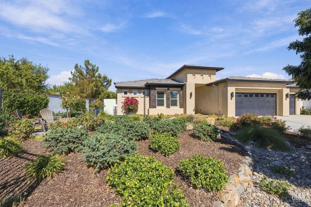 11632 Shady Valley Place, Bakersfield, CA 93311