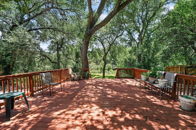 5227 Meadow Creek DR, Austin, TX 78745