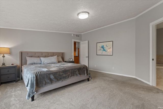 52115 Hollyhock Road, South Bend, IN 46637