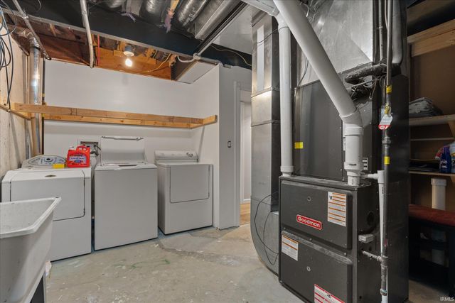 52115 Hollyhock Road, South Bend, IN 46637