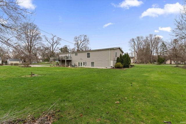 52115 Hollyhock Road, South Bend, IN 46637