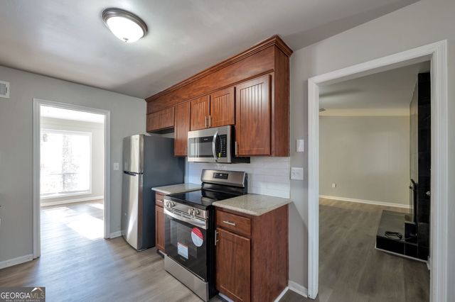 1870 Sandgate Circle, South Fulton, GA 30349