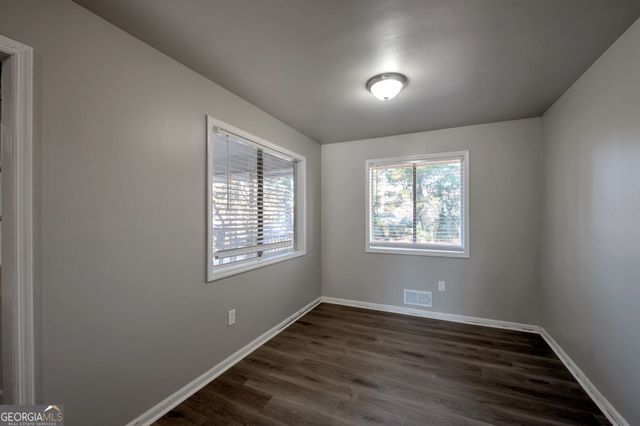 1870 Sandgate Circle, South Fulton, GA 30349