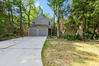 15 Breezy Point Place, The Woodlands, TX 77381