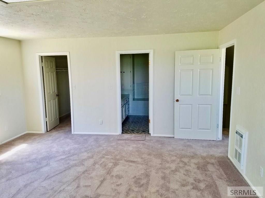 Image 26 of property listing at 388 N 3500 E, Lewisville, ID 83431