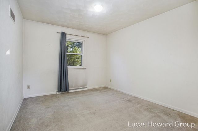 8639 N 27th Street, Richland Twp, MI 49083