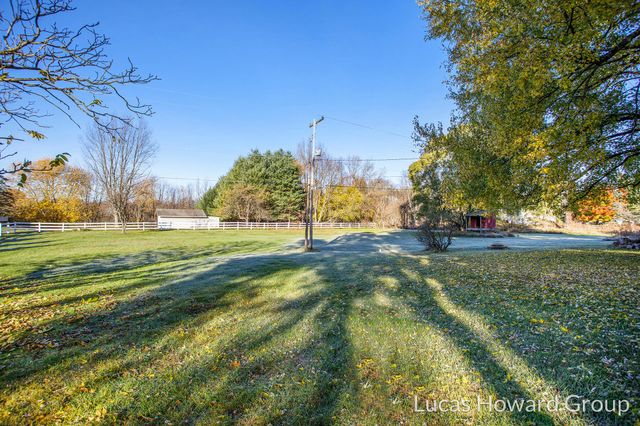 8639 N 27th Street, Richland Twp, MI 49083