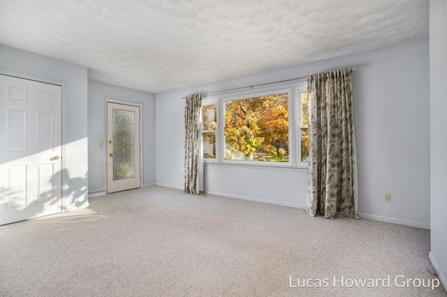 8639 N 27th Street, Richland Twp, MI 49083