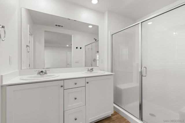 30800 ACAPPELLA DR., Winchester, CA 92596