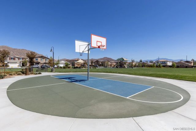30800 ACAPPELLA DR., Winchester, CA 92596