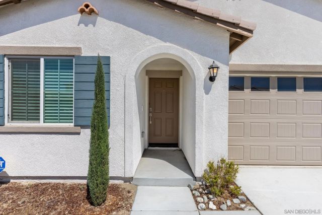 30800 ACAPPELLA DR., Winchester, CA 92596