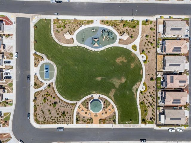 30800 ACAPPELLA DR., Winchester, CA 92596