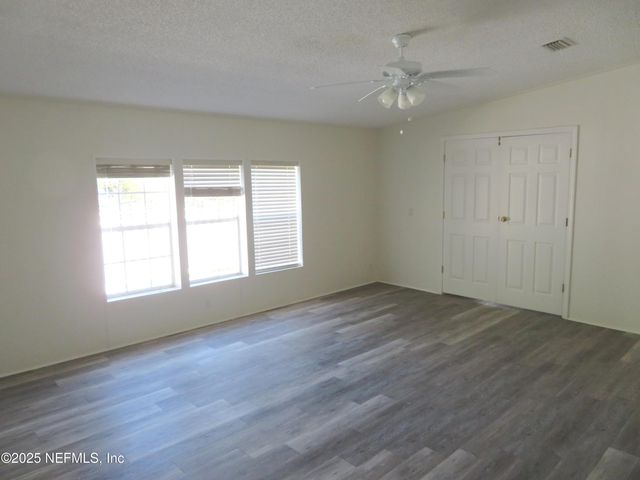 131 MANDRAKE Street, Middleburg, FL 32068