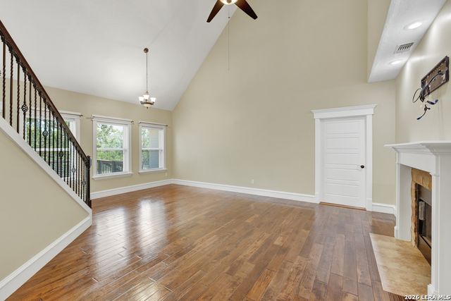 204 FALLING HLS, New Braunfels, TX 78132