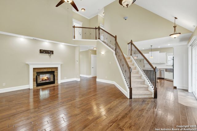 204 FALLING HLS, New Braunfels, TX 78132
