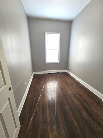 253 W 118th Street, Chicago, IL 60628