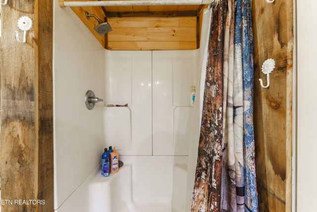 4349 Locust Ridge Rd, Sevierville, TN 37876