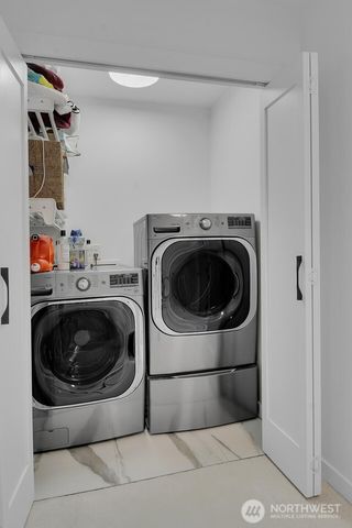 131 Glennwood, Renton, WA 98056