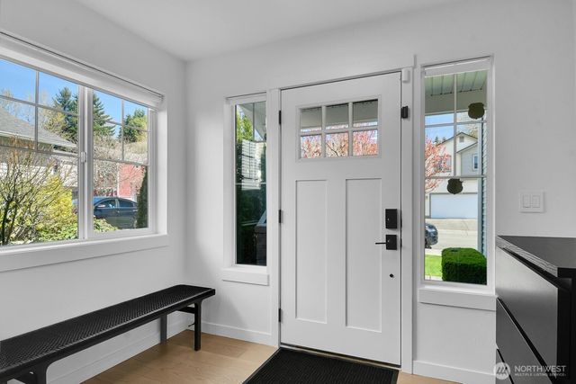 131 Glennwood, Renton, WA 98056