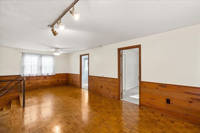 528 Spring St, Hanson, MA 02341