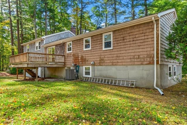 528 Spring St, Hanson, MA 02341