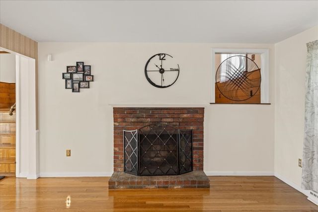 528 Spring St, Hanson, MA 02341