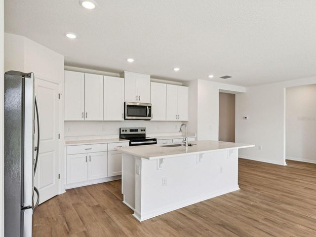 12574 HOURGLASS WAY, Dade City, FL 33525