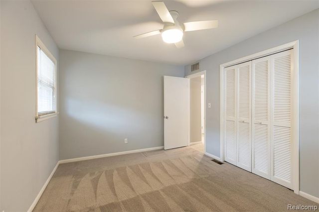 22157 Mauer Street, Saint Clair Shores, MI 48080