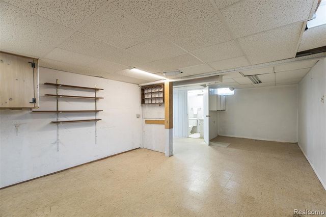 22157 Mauer Street, Saint Clair Shores, MI 48080