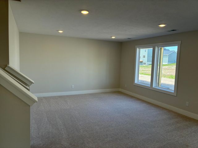 15733 Hawley Drive 31, Grand Haven Twp, MI 49417