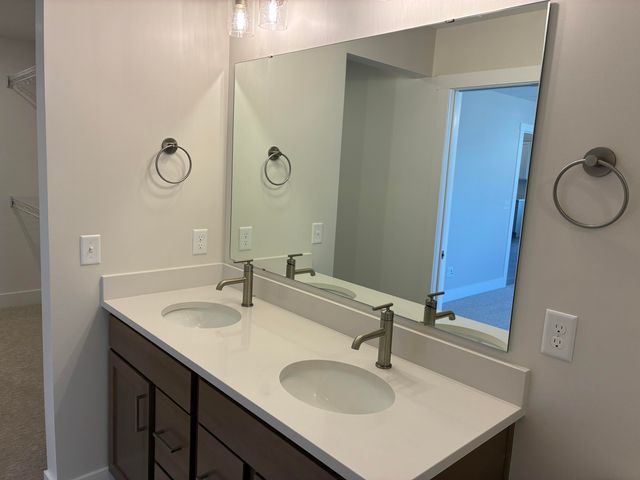 15733 Hawley Drive 31, Grand Haven Twp, MI 49417