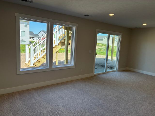 15733 Hawley Drive 31, Grand Haven Twp, MI 49417