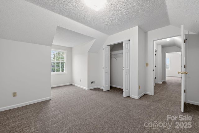 67 Beechwood Drive, Horse Shoe, NC 28742