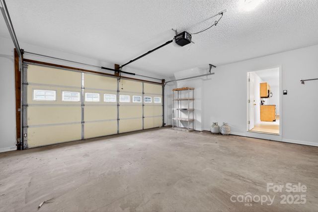 67 Beechwood Drive, Horse Shoe, NC 28742