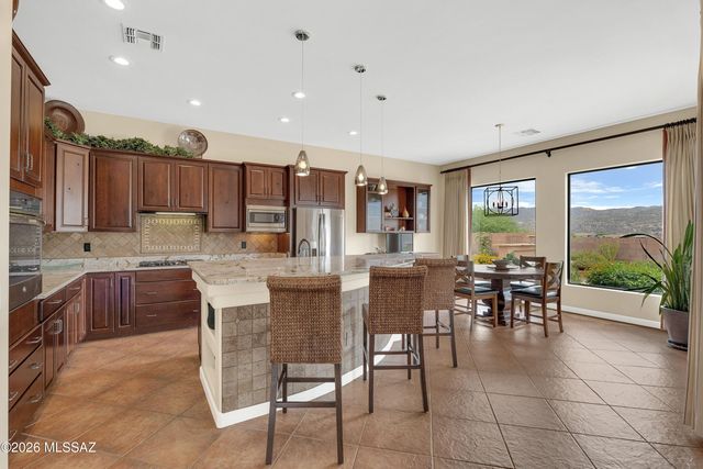 36637 S Desert Sun Drive, Tucson, AZ 85739
