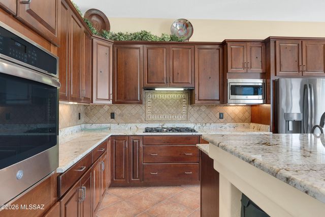 36637 S Desert Sun Drive, Tucson, AZ 85739