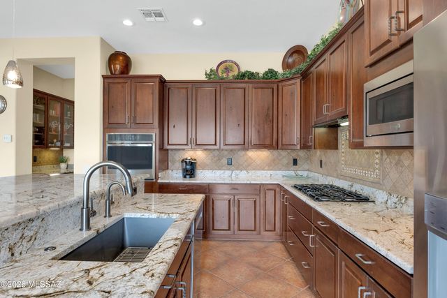 36637 S Desert Sun Drive, Tucson, AZ 85739