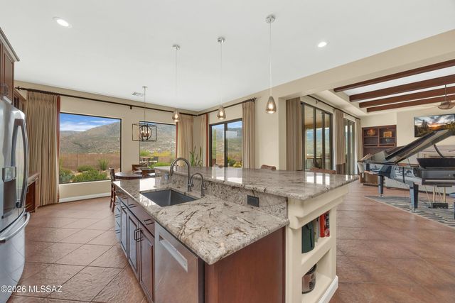 36637 S Desert Sun Drive, Tucson, AZ 85739