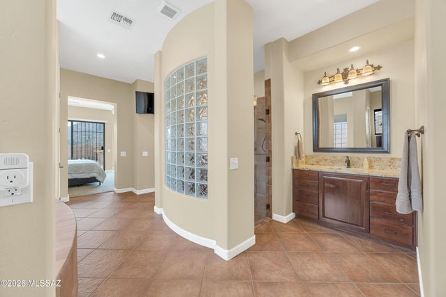 36637 S Desert Sun Drive, Tucson, AZ 85739