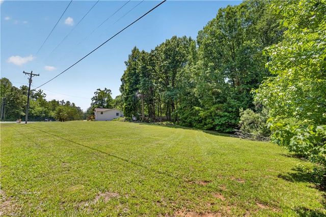 1724 Rock Creek Dairy Road, Whitsett, NC 27377