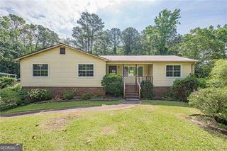 255 Sabrina Court, Woodstock, GA 30188