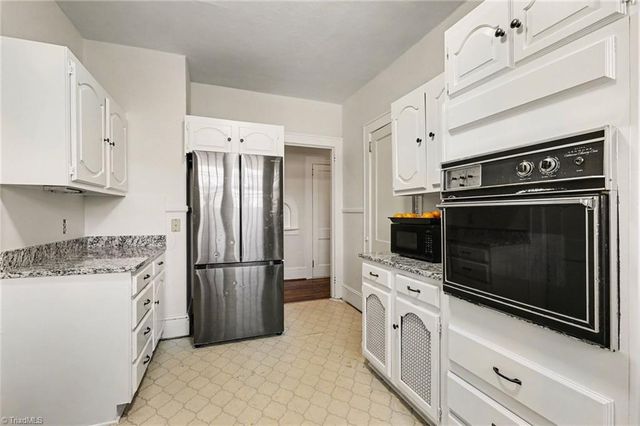 221 Spring Street, Thomasville, NC 27360