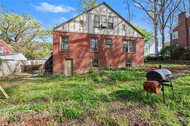 221 Spring Street, Thomasville, NC 27360