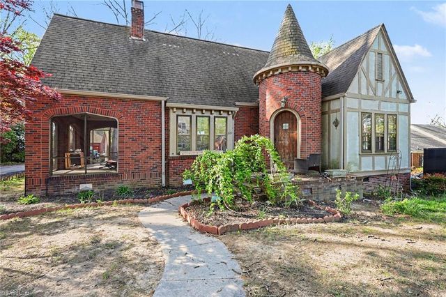 221 Spring Street, Thomasville, NC 27360