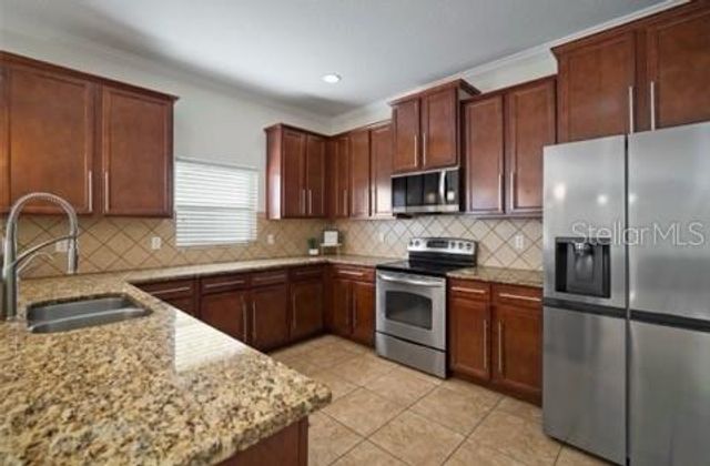 2623 HOLLY BLUFF COURT, Plant City, FL 33566