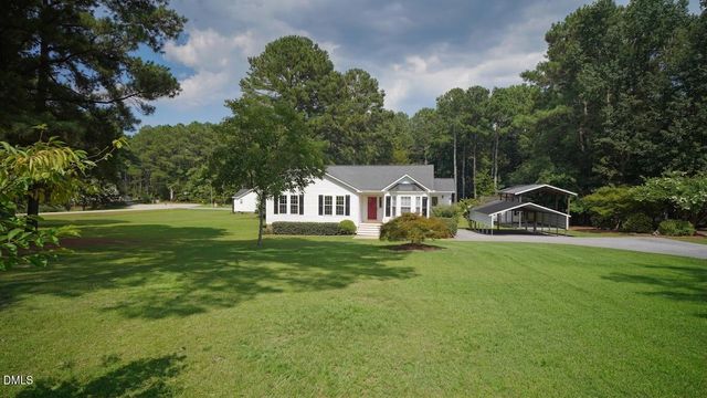 104 Trey Drive, Benson, NC 27504